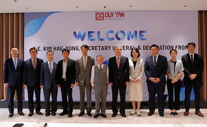 Tổng Thư ký Trung tâm ASEAN - Hàn Quốc tới Thăm và Làm việc với Đại học Duy Tân
