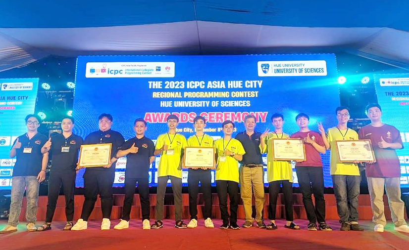 Sinh viên Trường ĐTQT giành giải Ba Khối Chuyên tin tại Olympic Tin học SV Việt Nam năm 2023